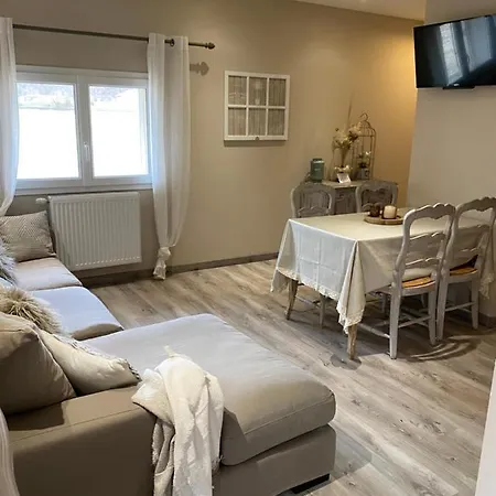 Bed & Breakfast La Petite Campagne 3*